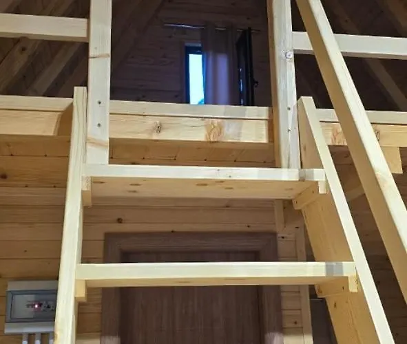 别墅 Mikpritja 泰斯