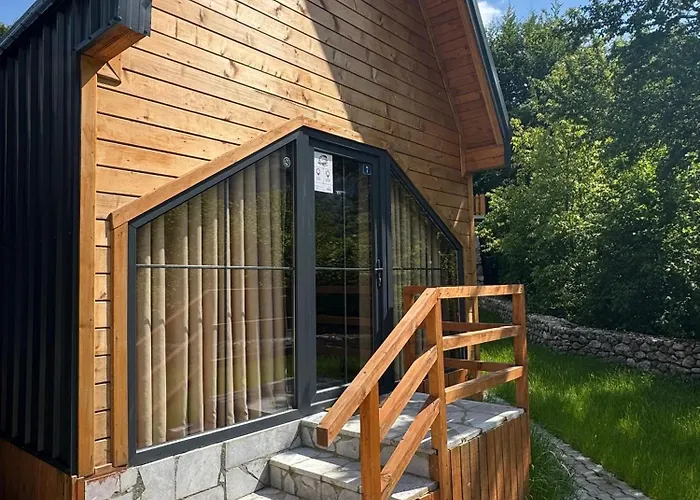 别墅 Mikpritja 泰斯